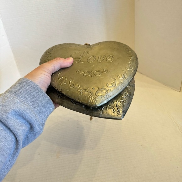 Vintage Set of 2 Stamped Metal Love & Hope Heart Pendants Primitive Décor - Picture 13 of 16